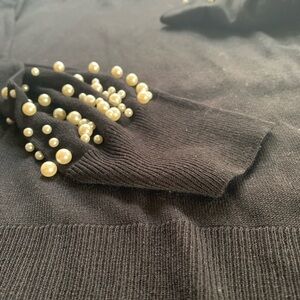 ZARA Elegant Black Knit Sweater with Pearl detailing - size M - worn once